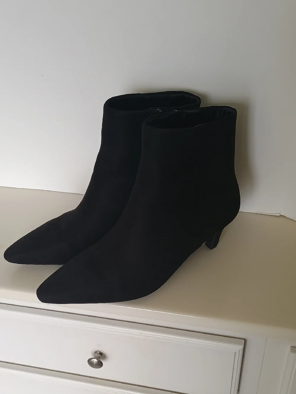 Black Pointed Toe Kitten Heels Ankle Boots Booties